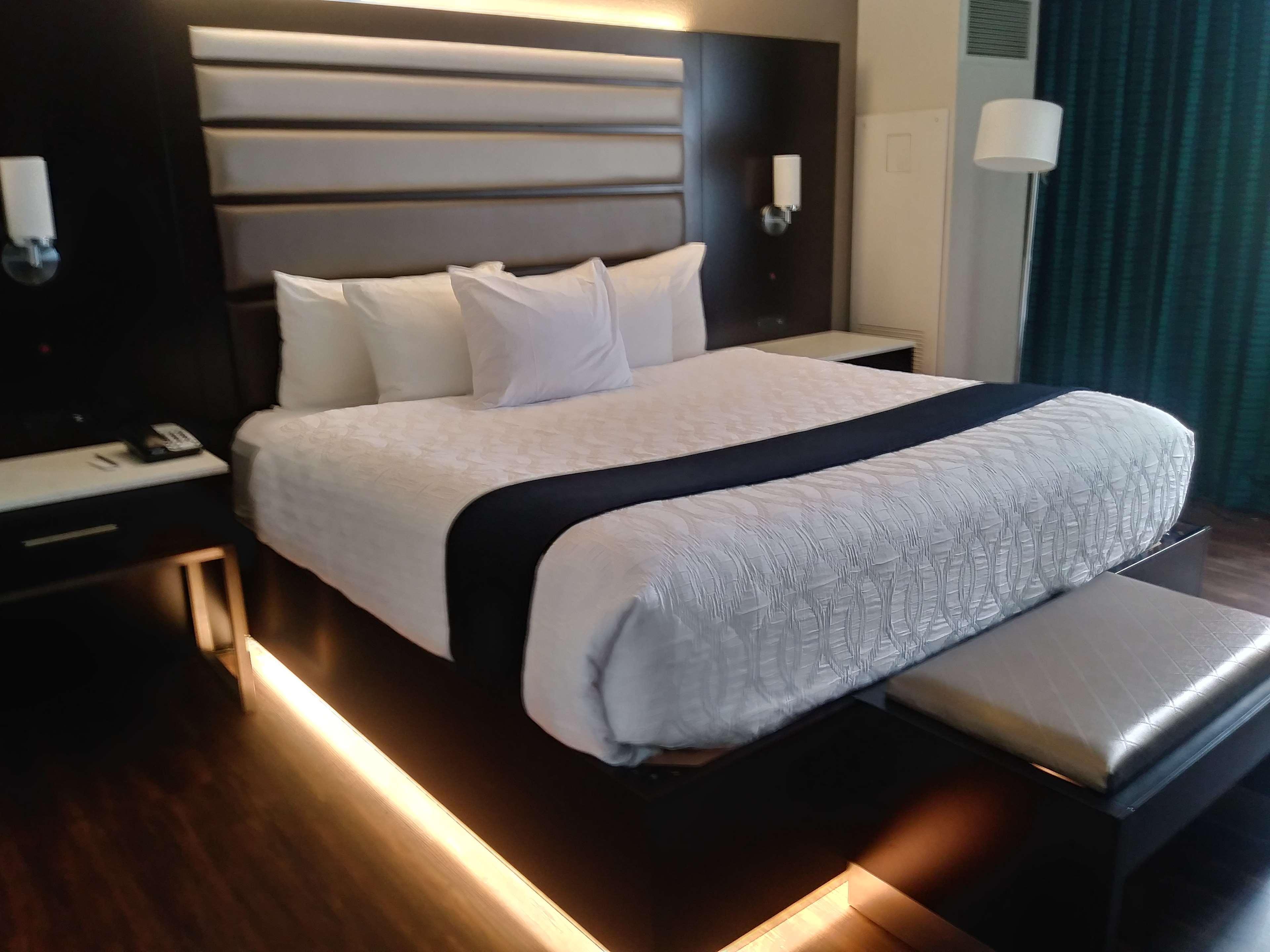 Aiden Austin City Hotel מראה חיצוני תמונה