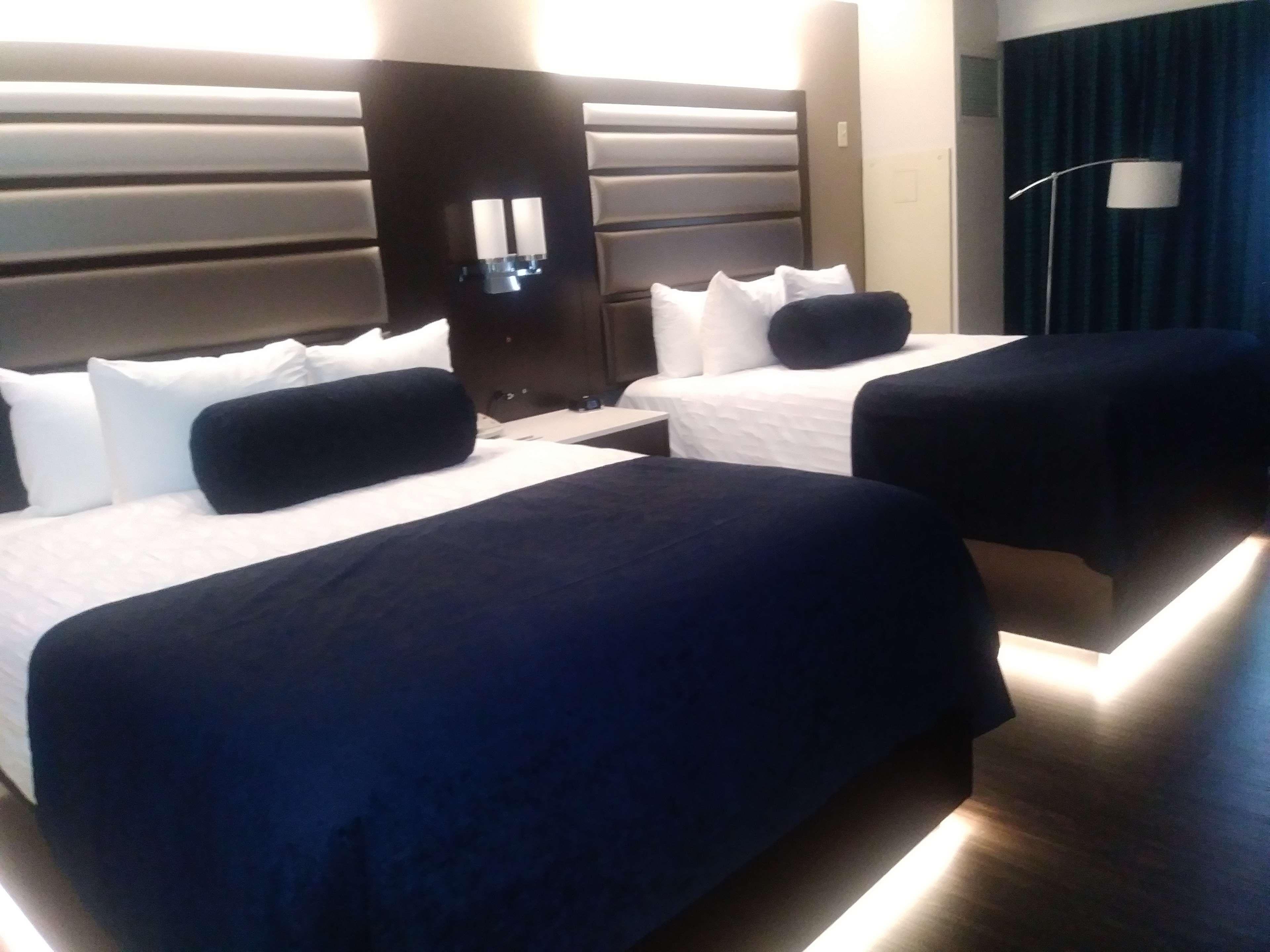 Aiden Austin City Hotel מראה חיצוני תמונה